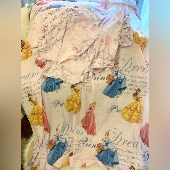 Vintage Disney princesses dear diary twin sheet set,
flat sheet and fitted sheet - Picture 9 of 15
